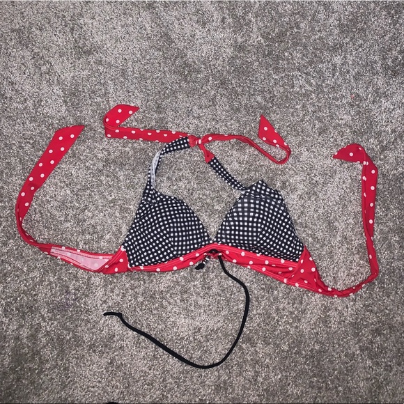 Venus Red & Black Plaid Bikini Top size B (M) - Picture 3 of 7